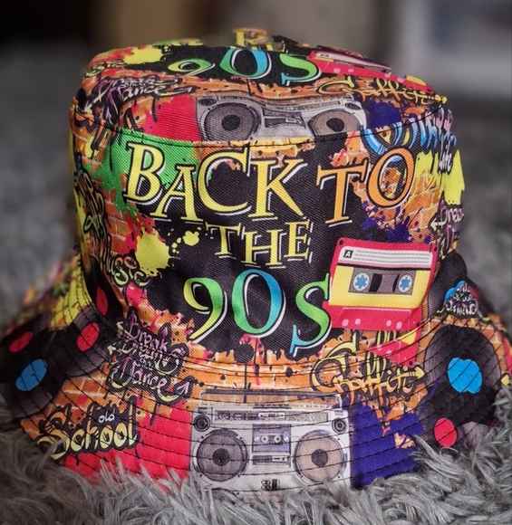 NWT - Choose Retro Graffiti Style 80s/90s Reversible Bucket Hat/ Unisex - Picture 11 of 17